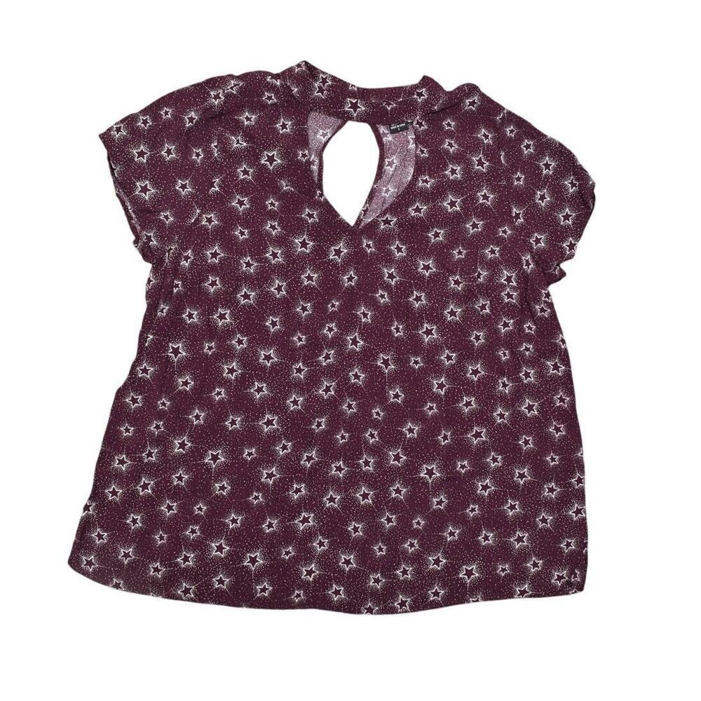torrid Plum Star Print Short Sleeve Keyhole Tee